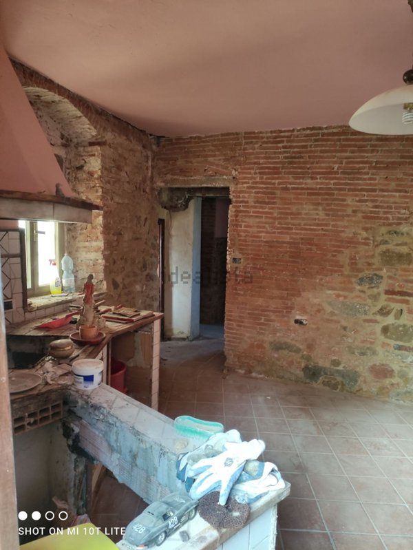 casa indipendente in vendita a Monsummano Terme in zona Montevettolini