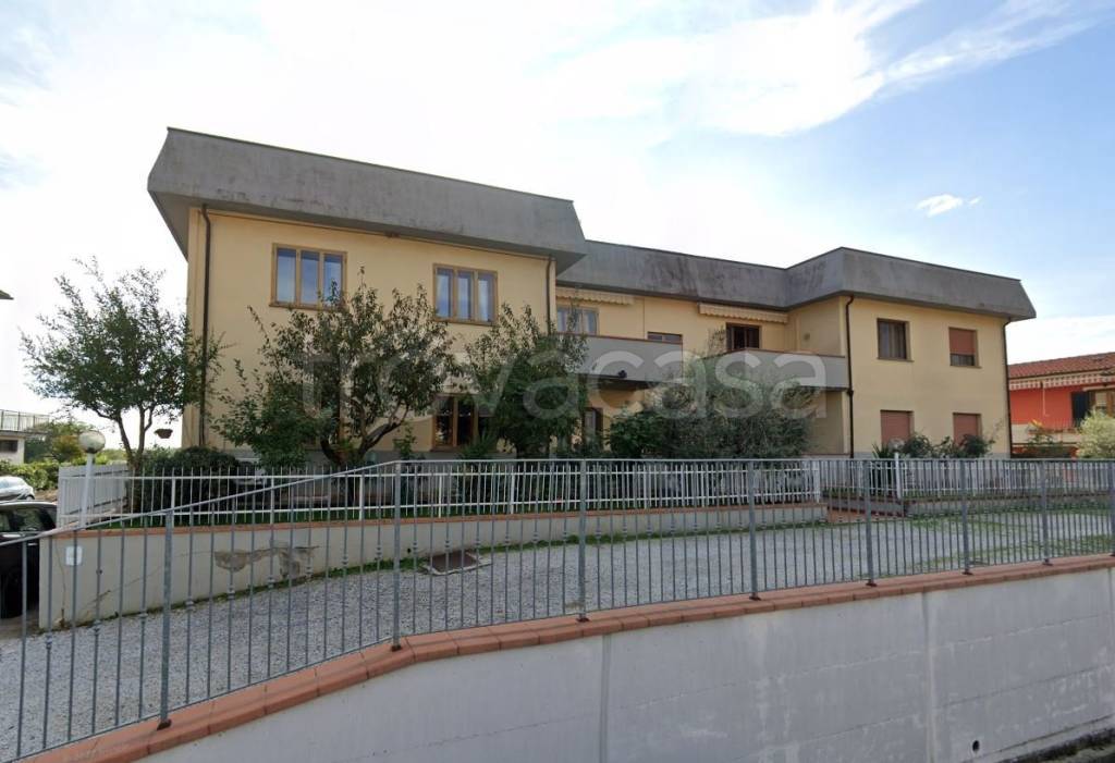 appartamento in vendita a Monsummano Terme in zona Pozzarello