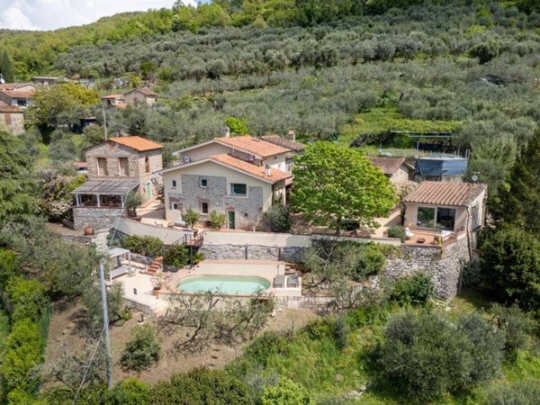 casa indipendente in vendita a Monsummano Terme