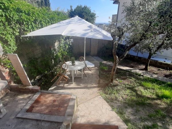 appartamento in vendita a Monsummano Terme