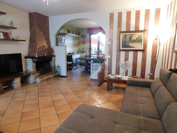 casa indipendente in vendita a Monsummano Terme