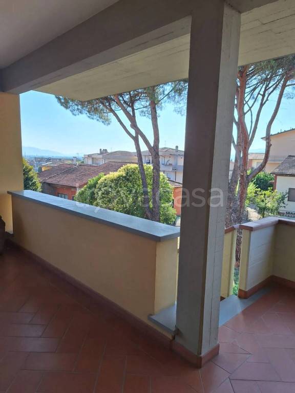 casa indipendente in vendita a Monsummano Terme