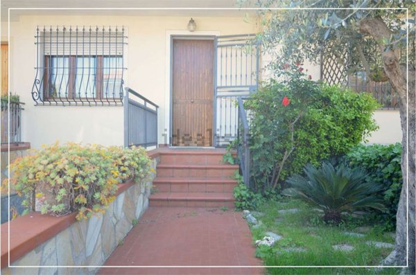 casa indipendente in vendita a Monsummano Terme