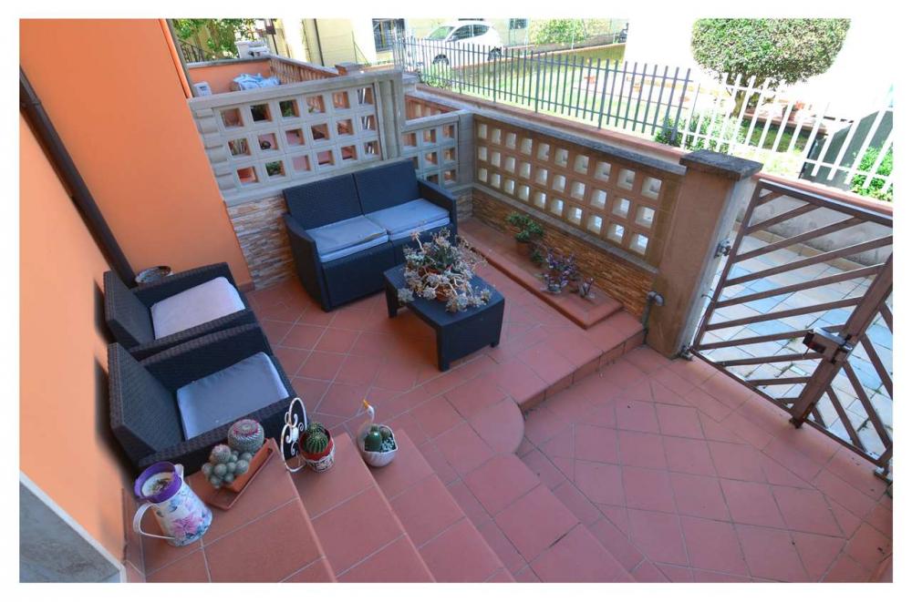 casa indipendente in vendita a Monsummano Terme in zona Violi