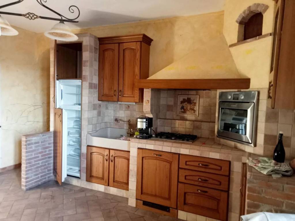 casa indipendente in vendita a Monsummano Terme in zona Bizzarrino