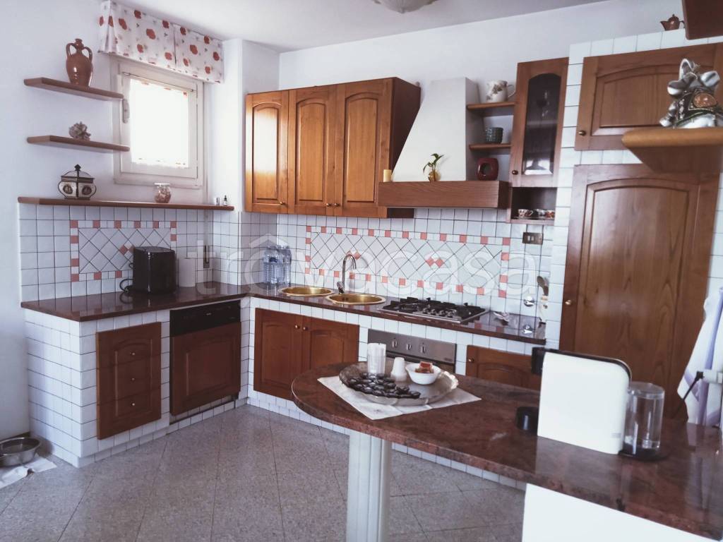 casa indipendente in vendita a Monsummano Terme