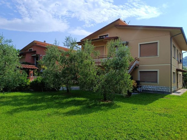 casa indipendente in vendita a Monsummano Terme