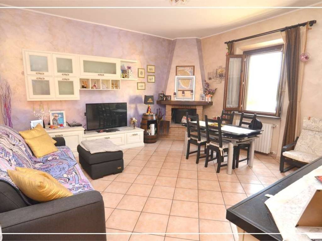 appartamento in vendita a Monsummano Terme in zona Pozzarello