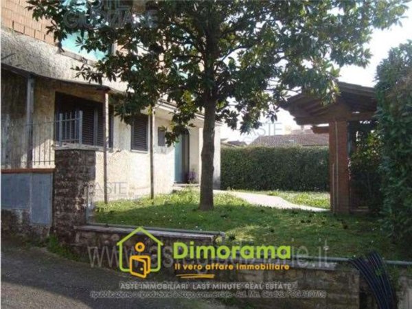 casa indipendente in vendita a Monsummano Terme