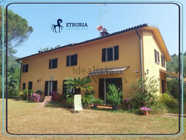 esavano in vendita a Monsummano Terme in zona Montevettolini