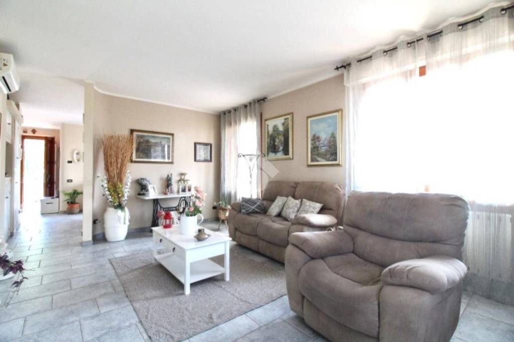 casa indipendente in vendita a Monsummano Terme