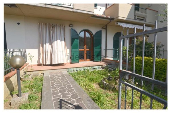 casa indipendente in vendita a Monsummano Terme in zona Grotta Giusti