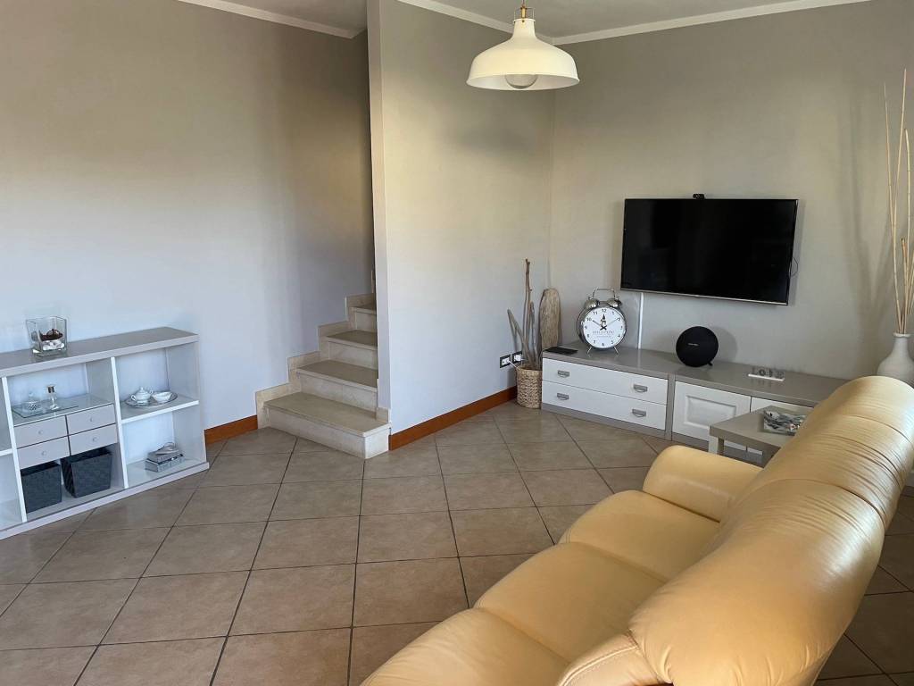 casa indipendente in vendita a Monsummano Terme in zona Bizzarrino