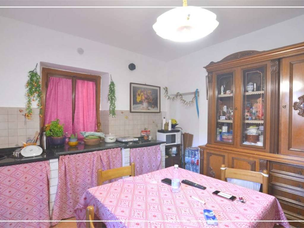 casa indipendente in vendita a Monsummano Terme in zona Cintolese