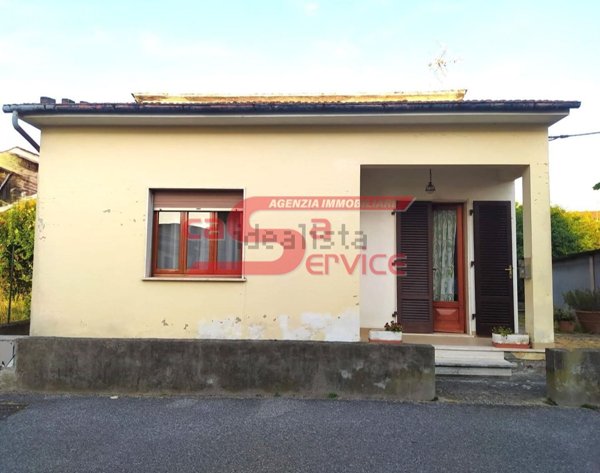 pentavano in vendita a Monsummano Terme