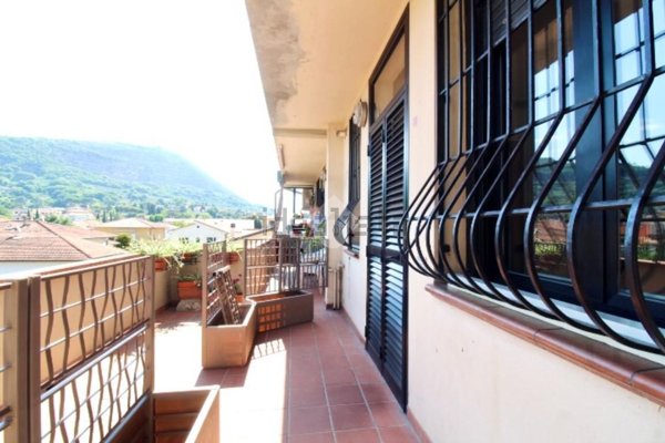 appartamento in vendita a Monsummano Terme