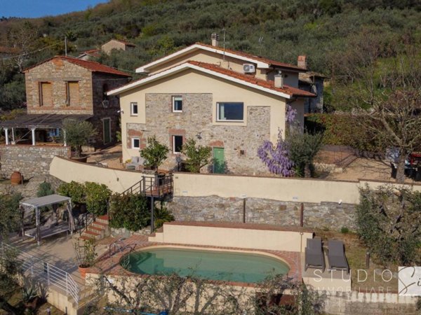 casa indipendente in vendita a Monsummano Terme