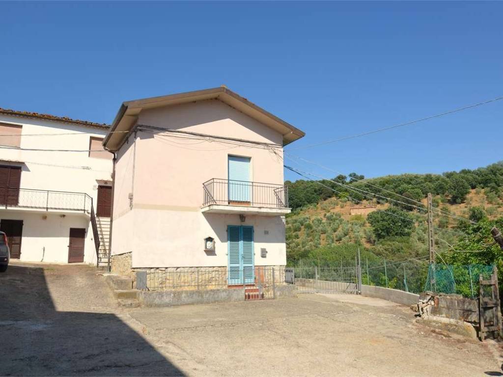 appartamento in vendita a Monsummano Terme in zona Montevettolini