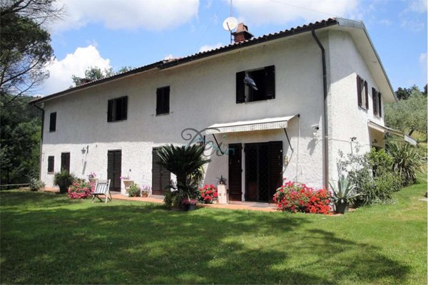 casa indipendente in vendita a Monsummano Terme in zona Montevettolini