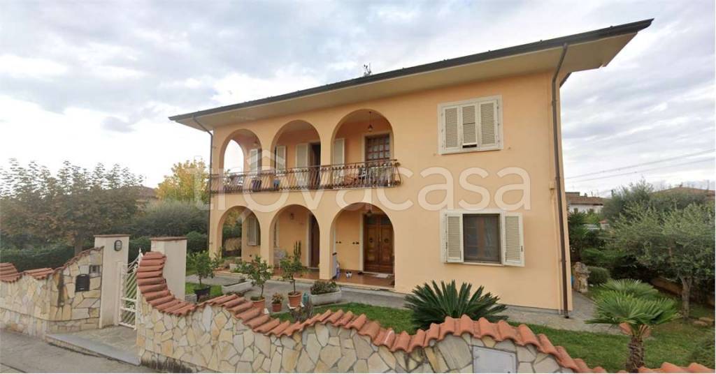 appartamento in vendita a Monsummano Terme in zona Cintolese