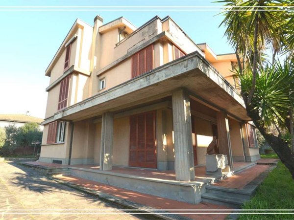 casa indipendente in vendita a Monsummano Terme