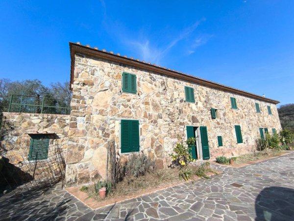 casa indipendente in vendita a Monsummano Terme in zona Montevettolini