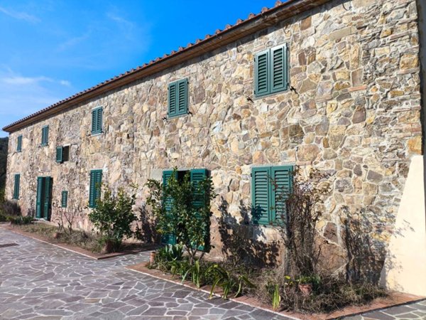 casa indipendente in vendita a Monsummano Terme in zona Montevettolini