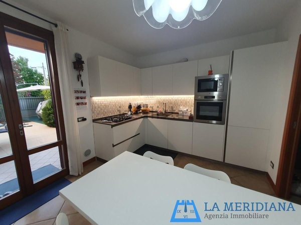 casa indipendente in vendita a Monsummano Terme