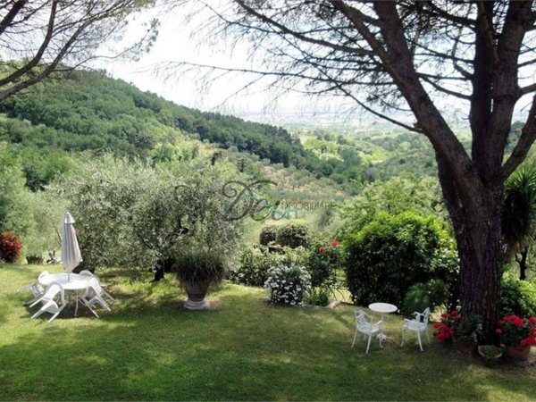 casa indipendente in vendita a Monsummano Terme in zona Montevettolini