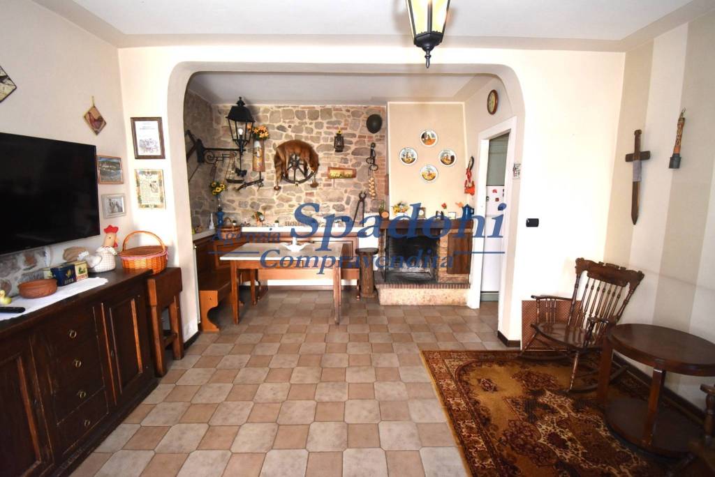 appartamento in vendita a Monsummano Terme in zona Montevettolini