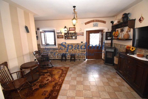 appartamento in vendita a Monsummano Terme in zona Montevettolini