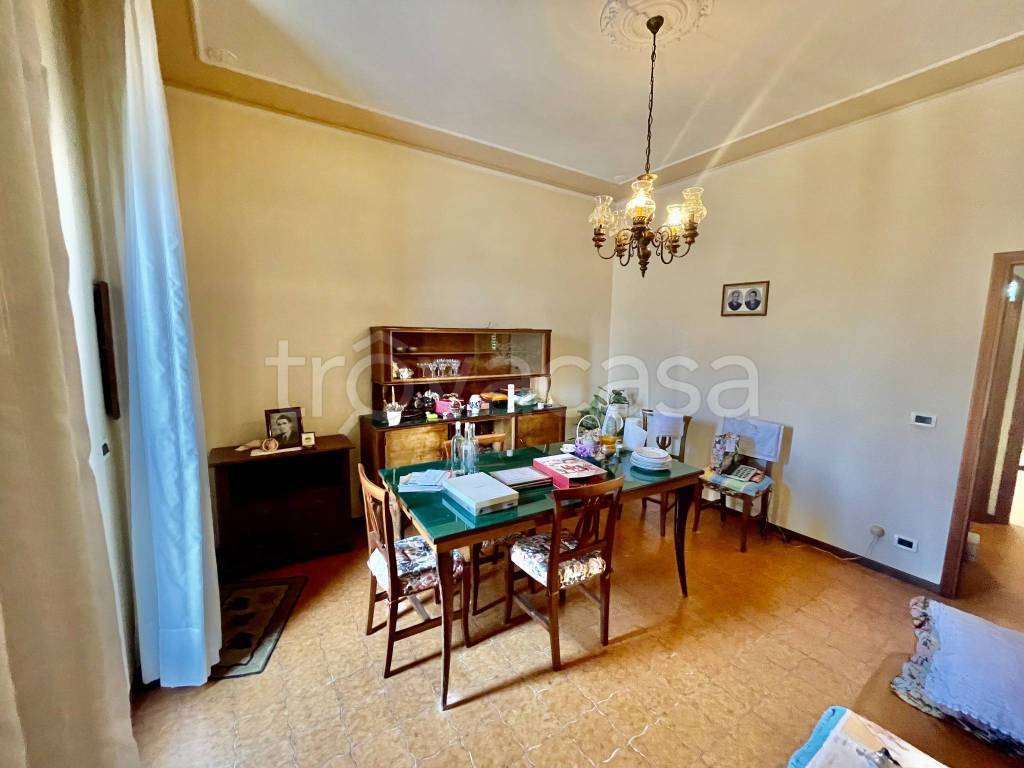 casa indipendente in vendita a Monsummano Terme