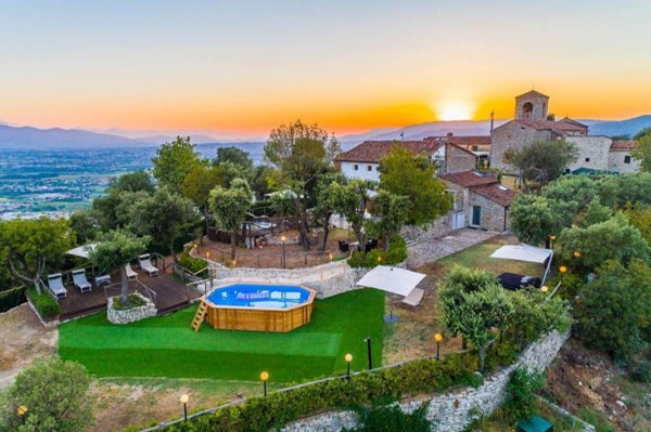 casa indipendente in vendita a Monsummano Terme