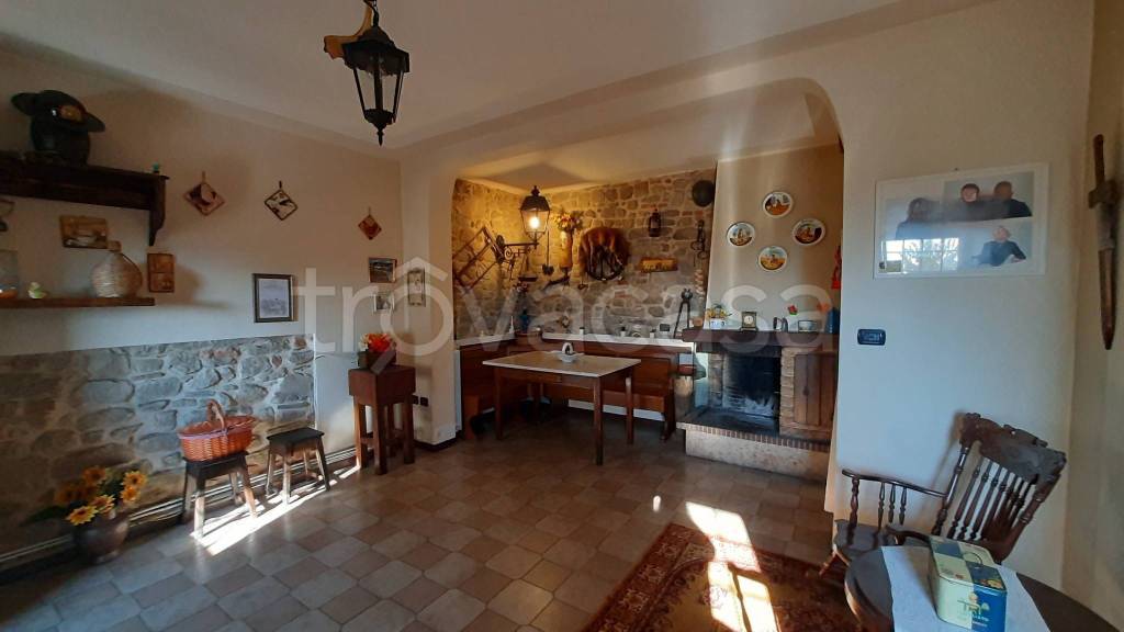 casa indipendente in vendita a Monsummano Terme in zona Montevettolini