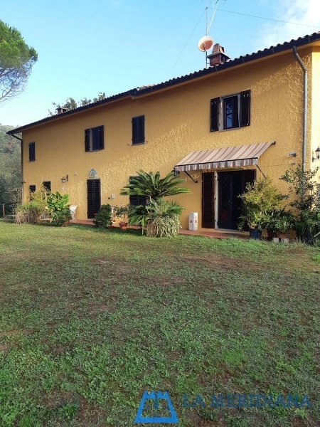 casa indipendente in vendita a Monsummano Terme in zona Montevettolini