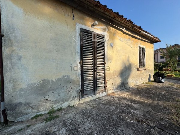 pentavano in vendita a Monsummano Terme