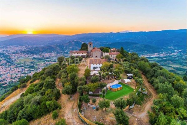 casa indipendente in vendita a Monsummano Terme in zona Monsummano Alto