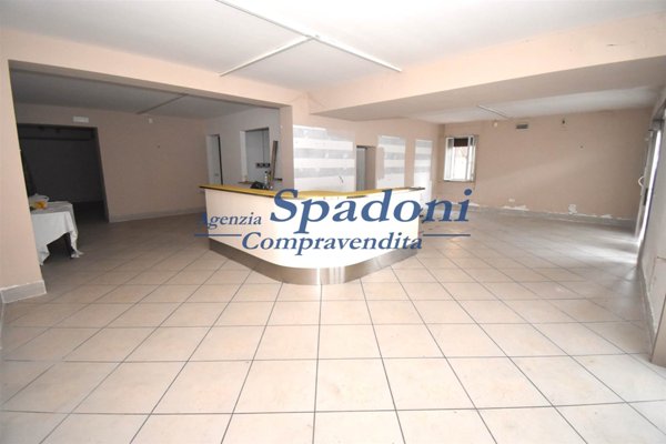 negozio in vendita a Monsummano Terme