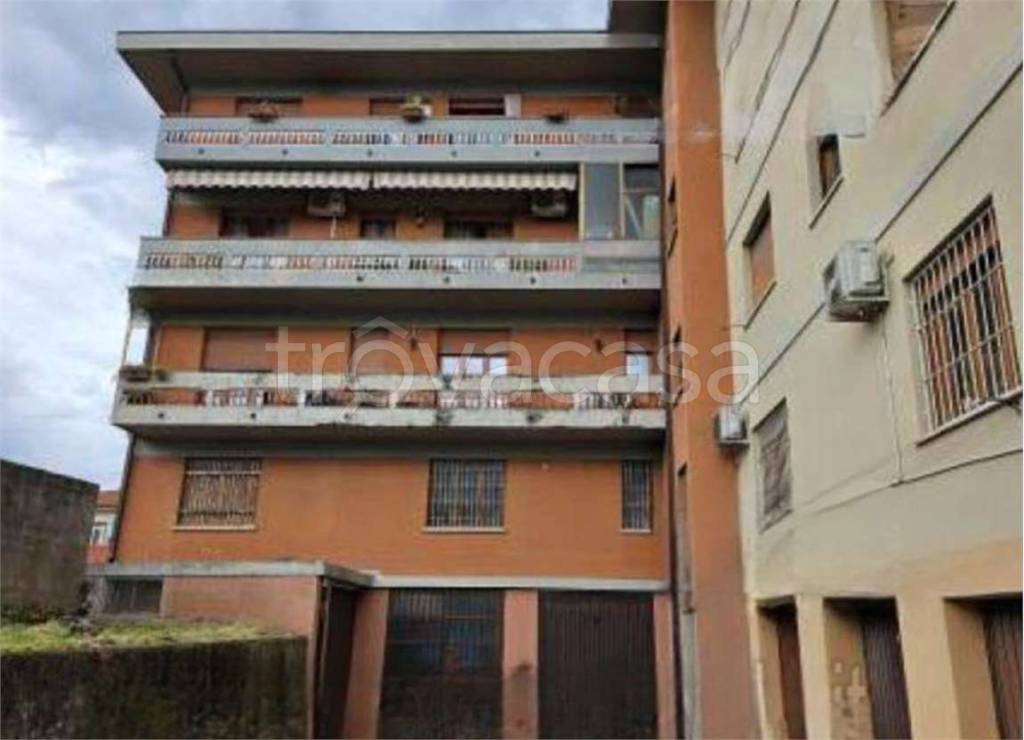 negozio in vendita a Monsummano Terme