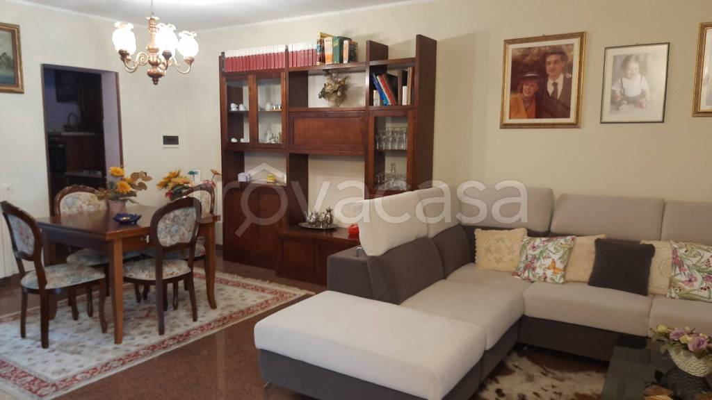 casa indipendente in vendita a Monsummano Terme