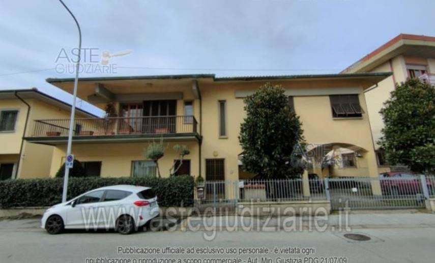 appartamento in vendita a Monsummano Terme