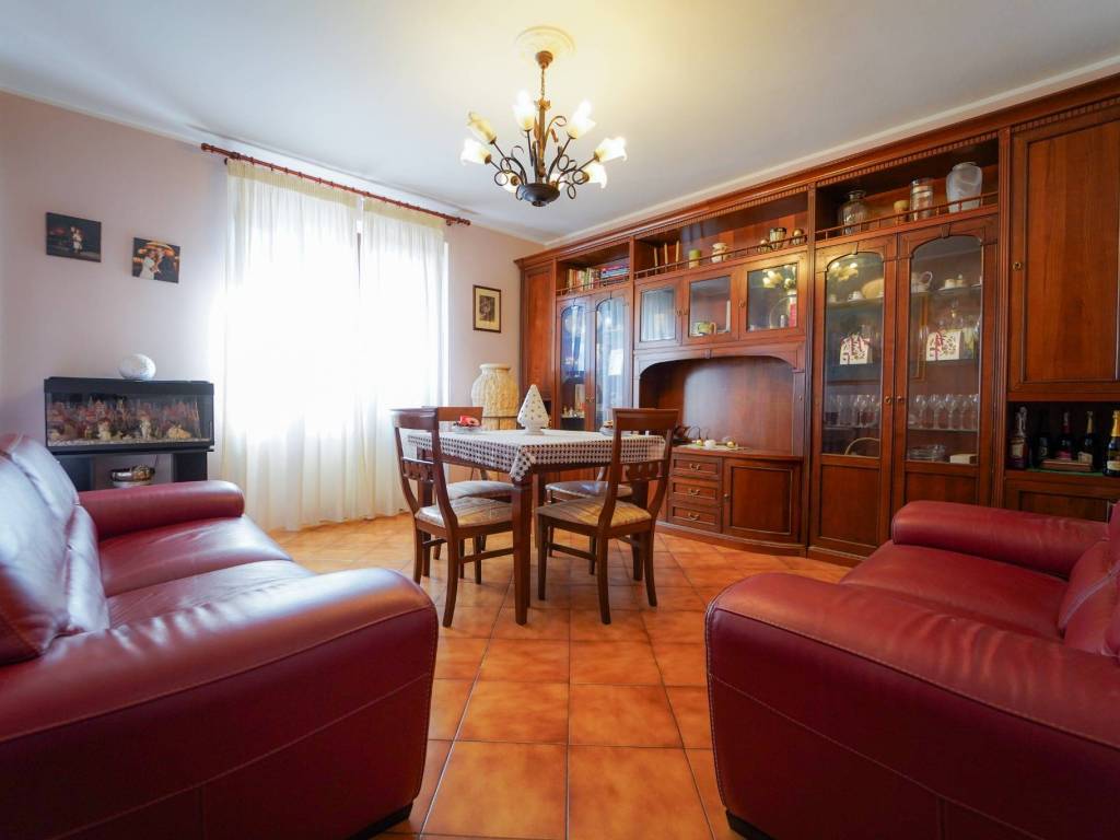 appartamento in vendita a Monsummano Terme