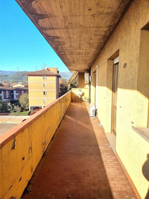 appartamento in vendita a Monsummano Terme