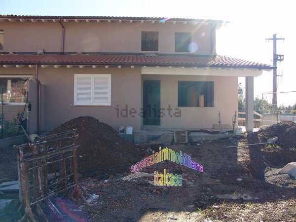 casa indipendente in vendita a Monsummano Terme in zona Grotta Giusti