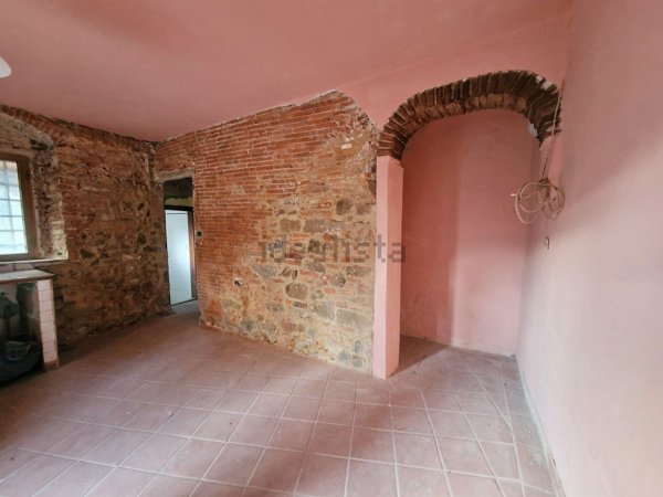 casa indipendente in vendita a Monsummano Terme in zona Montevettolini