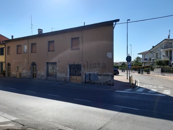 casa indipendente in vendita a Monsummano Terme in zona Cintolese