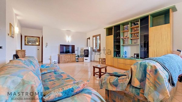 casa indipendente in vendita a Monsummano Terme