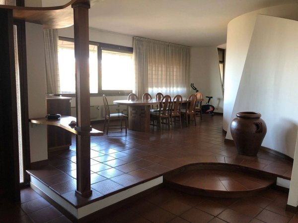 casa indipendente in vendita a Monsummano Terme