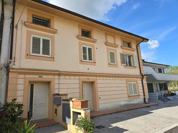 appartamento in vendita a Monsummano Terme in zona Violi