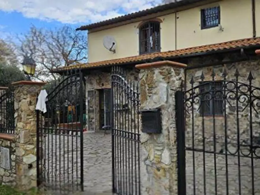 casa indipendente in vendita a Monsummano Terme in zona Uggia